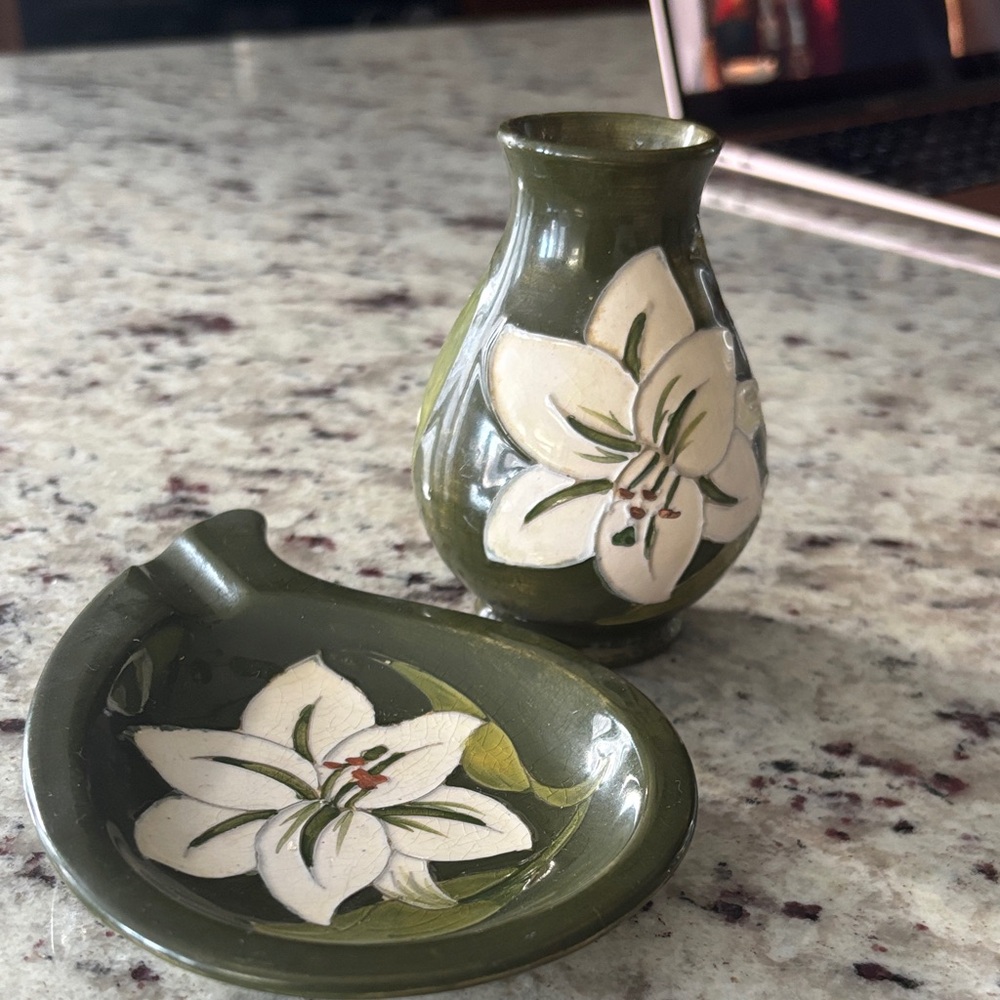 Vintage Moorcroft Elegant Dark Green Floral Ceramic Dish